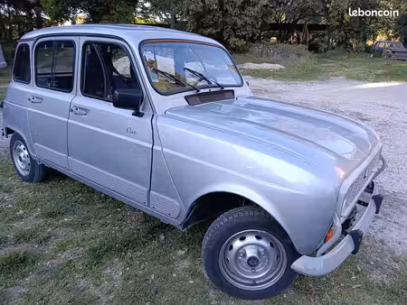 Renault R4 4L