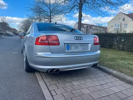 Audi A8 S8 V8 4.2 MPI 360 quattro