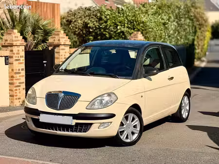 Lancia Ypsilon 1.4 95 Argento