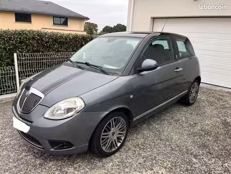 Lancia Ypsilon 1.2 60