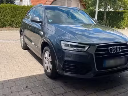 Audi Q3 2.0 TFSI 220 quattro