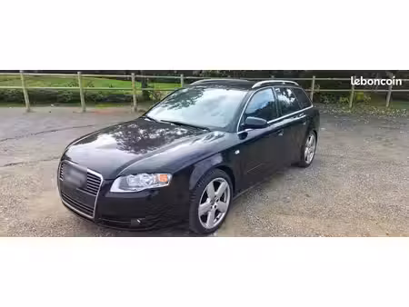 Audi A4 2.0 TDI 140 S line
