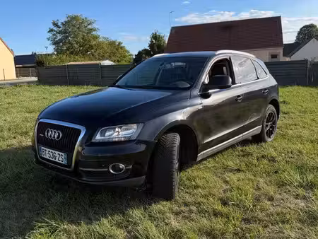 Audi Q5 2.0 S line