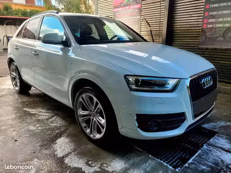 Audi Q3 2.0 TDI 140 S line