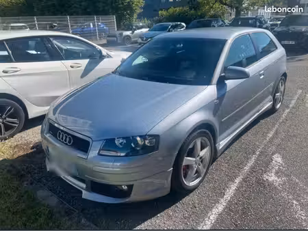 Audi A3 V6 3.2 250 quattro