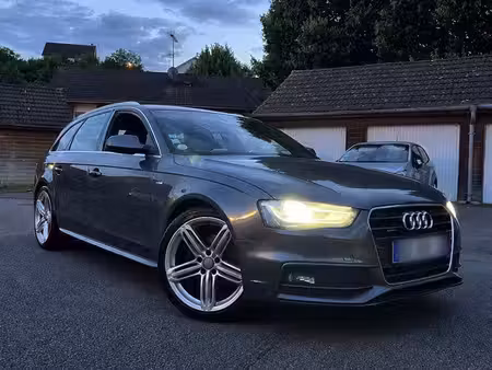 Audi A4 2.0 TDI 177 S line