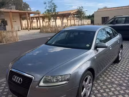 Audi A6 V6 2.4 177
