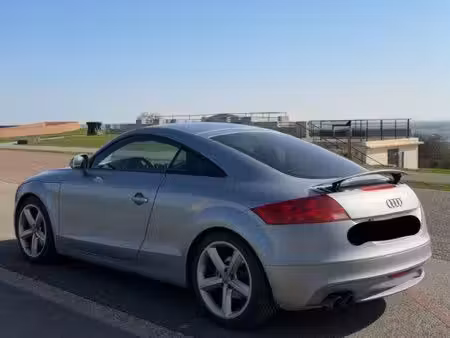 Audi TT 2.0 TFSI 200 S line