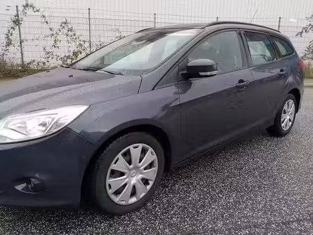 Ford Focus 1.6 85