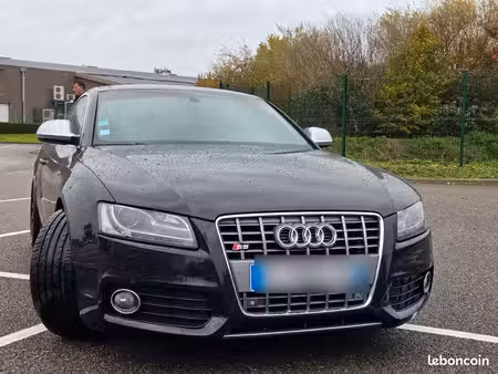 Audi A5 S5 V8 4.2 FSI 354 quattro