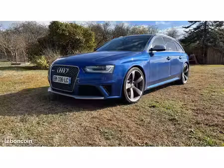 Audi A4 RS4 V8 4.2 FSI 450 quattro