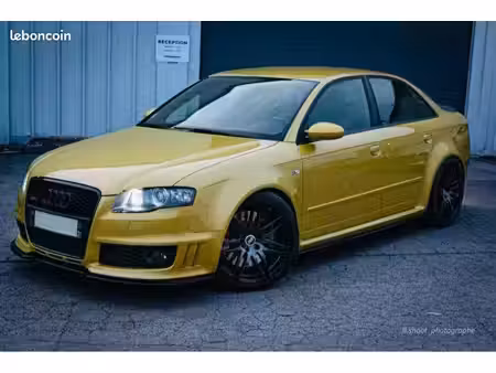 Audi A4 RS4 V8 4.2 FSI 420 quattro