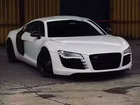 Audi R8 V8 4.2 420 quattro