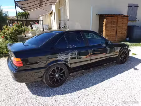 BMW Série 3 318i 130