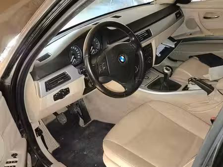 BMW Série 3 318i 2.0 129