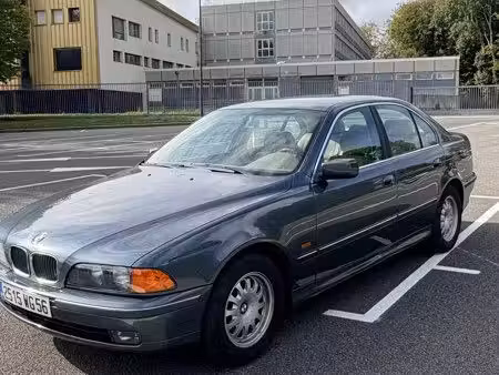 BMW Série 5 530d 3.0 193