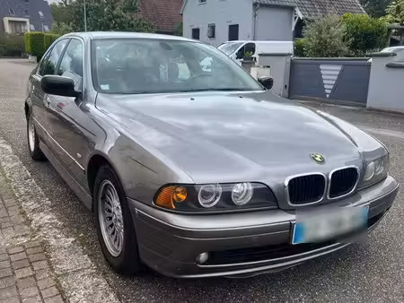 BMW Série 5 530d 3.0 193