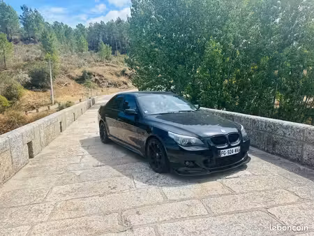 BMW Série 5 545i V8 4.4 333