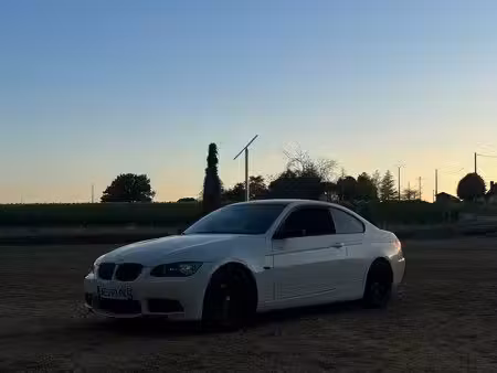 BMW Série 3 330d 3.0 231