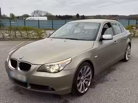 BMW Série 5 530d 3.0 218