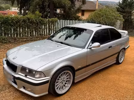 BMW Série 3 328i 2.8 193