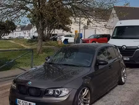 BMW Série 1 130i 3.0 265