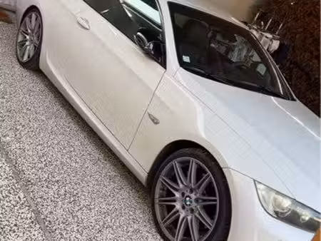 BMW Série 3 335i 3.0 306