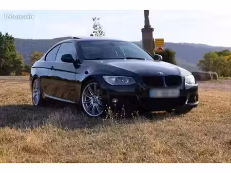 BMW Série 3 330d 3.0 245