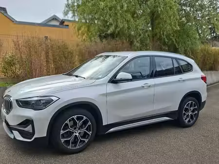 BMW X1 25i 2.0 231 xDrive