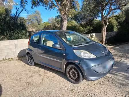 Peugeot 107 1.0 VTi 68