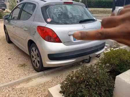 Peugeot 207 1.6 HDi 110