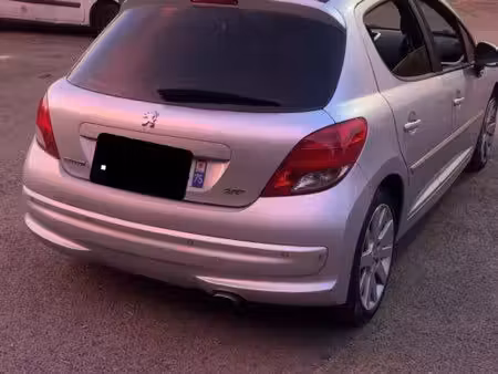 Peugeot 207 1.6 HDi 92