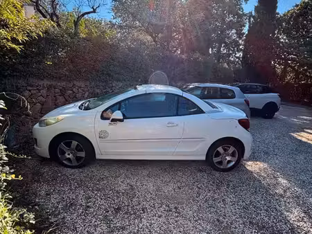 Peugeot 207 CC 1.6 VTi 120