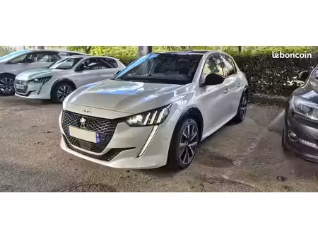 Peugeot 208 1.2 130