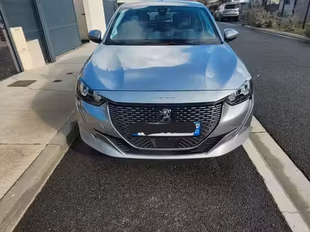 Peugeot 208 136