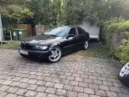BMW Série 3 318i 2.0 105