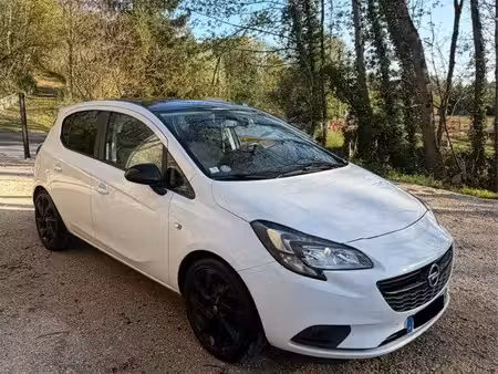 Opel Corsa 1.4 90 Black Edition