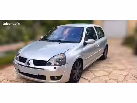 Renault Clio RS 2.0 182