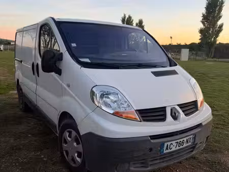 Renault Trafic 2.0 dCi 90