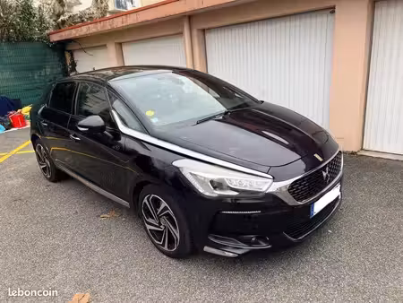 DS 5 2.0 HDi 180
