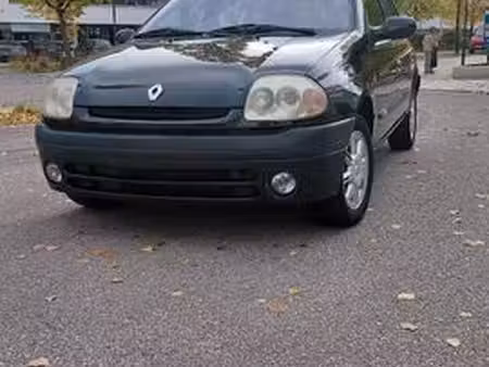 Renault Clio 1.6 Initiale