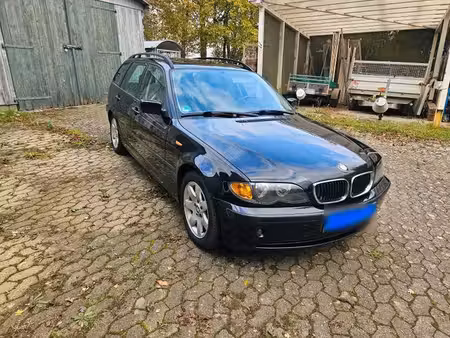 BMW Série 3 318i 2.0 143
