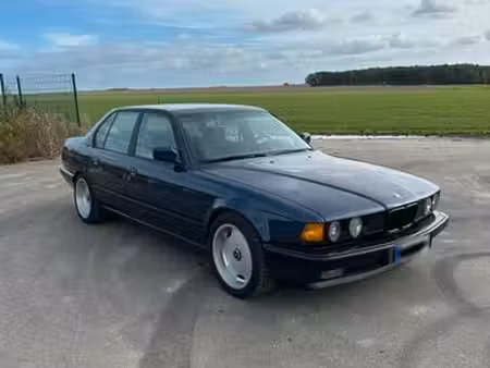 BMW Série 7 735i