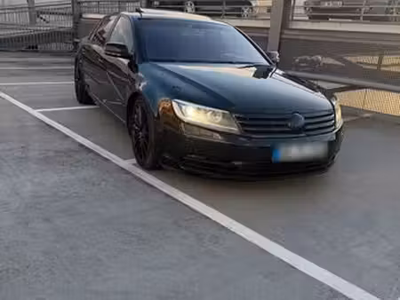 Volkswagen Phaeton V6 3.0 4Motion