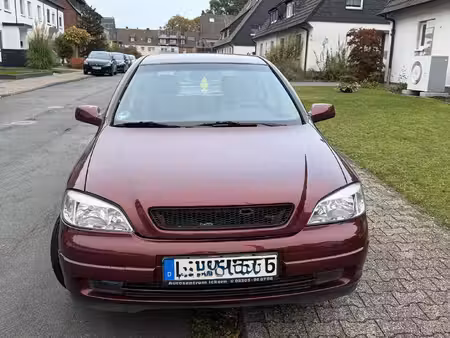 Opel Astra 1.6 100 Edition