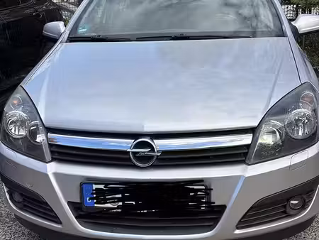 Opel Astra 1.6 105 Edition