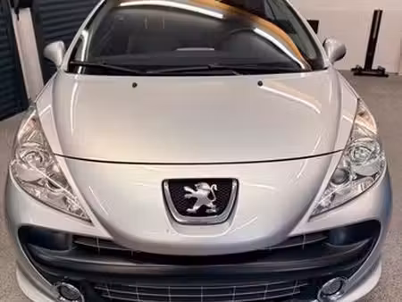 Peugeot 207 CC 1.6 THP 150