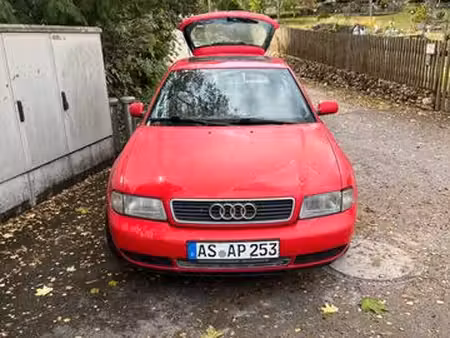 Audi A4 1.8 125