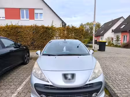 Peugeot 207 CC 1.6 VTi 120