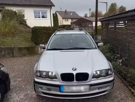 BMW Série 3 330d 3.0 183